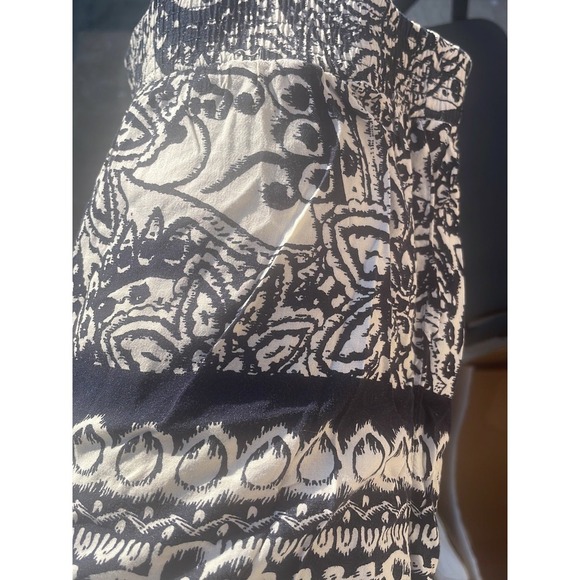 Other - Rayon shorts for girls size large ‎    Nice print